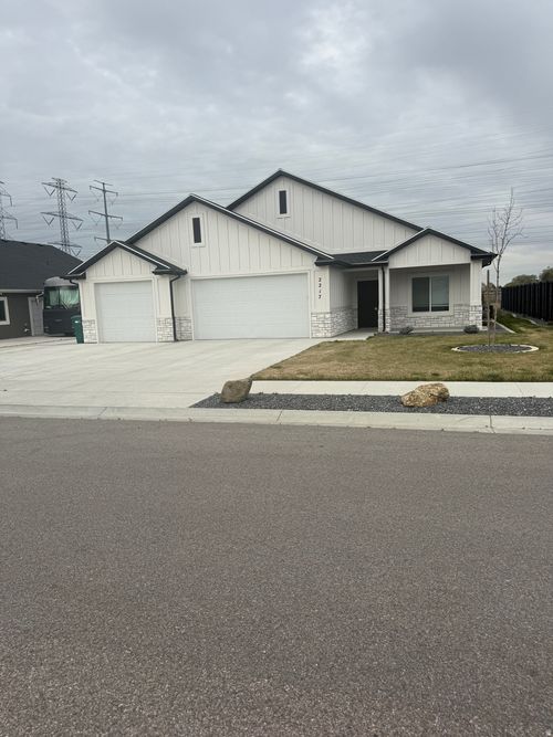 2217 S 3150 W, West Haven, UT, 84401-5001 | Card Image