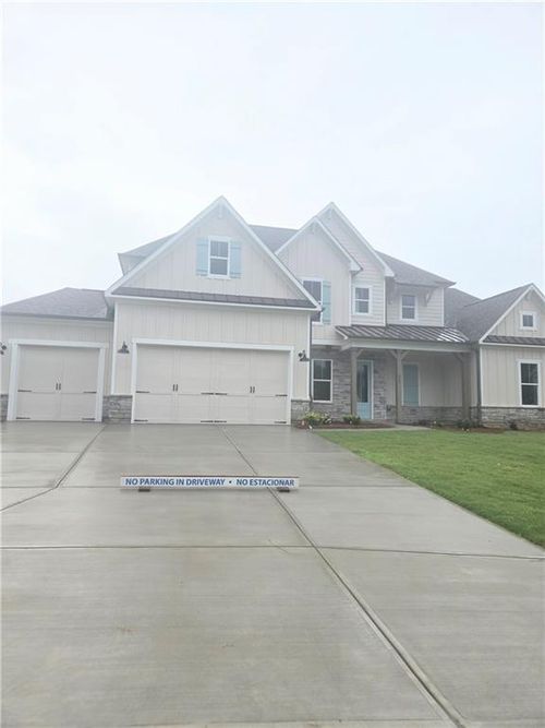 663 Crest Line Trl, Powder Springs, GA, 30127-6089 | Card Image