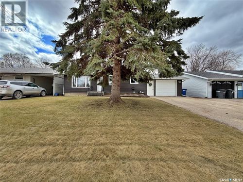 514 Gertie St, Moosomin, SK, S0G3N0 | Card Image