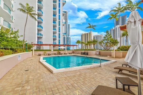 apt-607-17555 Atlantic Blvd, Sunny Isles Beach, FL, 33160-2995 | Card Image
