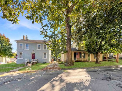 503&amp;507 W Pleasant Street, Freeport, IL, 61032 | Card Image