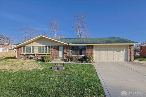 211 Katy Lane, Englewood, OH, 45322 | Card Image