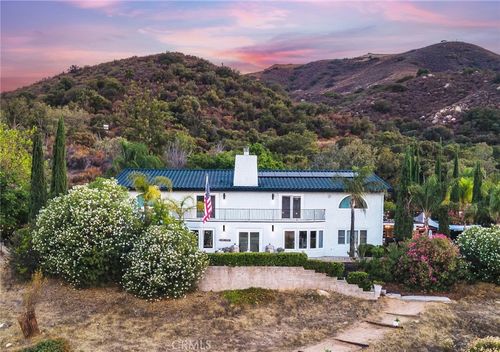 22053 Highland, Wildomar, CA, 92595 | Card Image