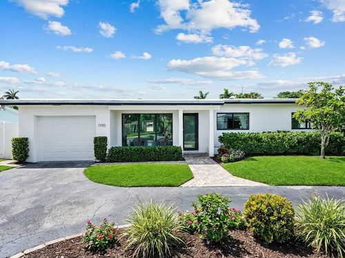 1985 Windward Dr, Pompano Beach, FL, 33062-7674 | Card Image