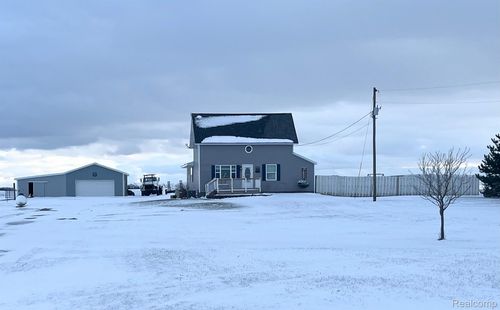 3675 Canboro Rd, Owendale, MI, 48754-9799 | Card Image