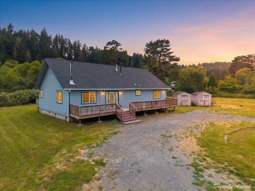 1196 Freshwater Rd, Eureka, CA, 95503-9558 | Card Image