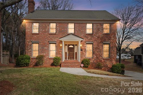 115 Chesney Glen Dr, Matthews, NC, 28105-5899 | Card Image