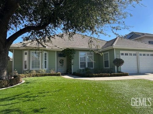 1904 Wedgemont Place, Bakersfield, CA, 93311 | Card Image