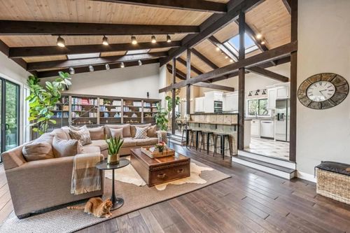 61 Oak Haven Way, Redwood City, CA, 94062 | Card Image