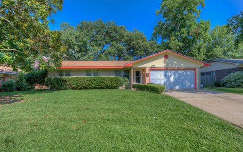 9032 Sara Ln, Shreveport, LA, 71118-2526 | Card Image