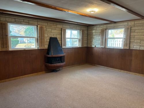 18745 Queens Rd, Homewood, IL, 60430-4121 | Card Image