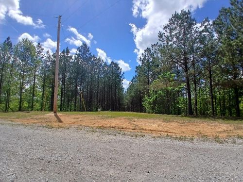 230 Juniper Dr, Linden, TN, 37096-2114 | Card Image