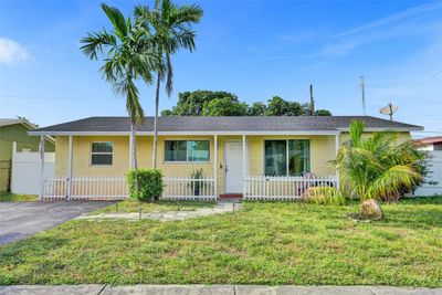 3261 Nw 15th Ct, House other with 6 bedrooms, 2 bathrooms and null parking in Lauderhill FL | Image 1