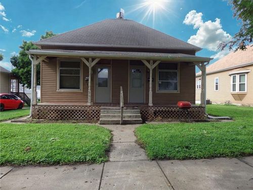 205 Michigan Ave, Saint Joseph, MO, 64504-1534 | Card Image