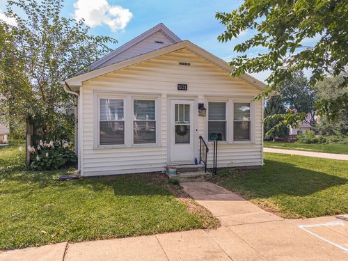 501 E Jackson St, Bloomington, IL, 61701-5323 | Card Image