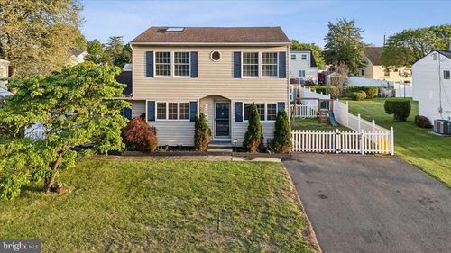 93 Elton Ave, Hamilton, NJ, 08620-1532 | Card Image