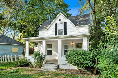 865 10th St, Grand Rapids, MI, 49504-4369 | Card Image