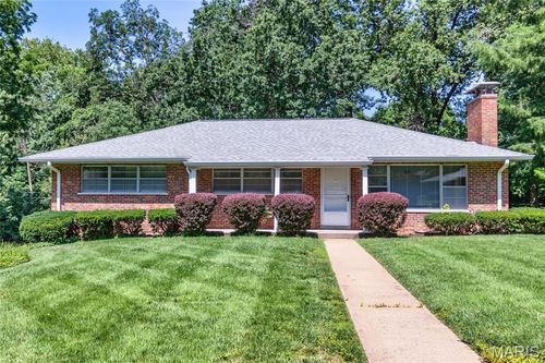 3 Creekside Ln, Creve Coeur, MO, 63141-7603 | Card Image