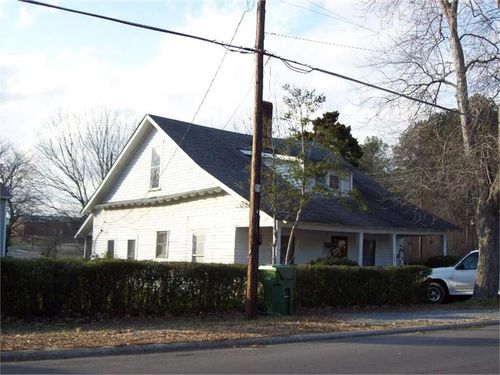 123 N 6th Ave, Chatsworth, GA, 30705-2852 | Card Image