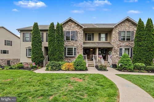 1212 Overlook Rd, MIDDLETOWN, PA, 17057-3250 | Card Image