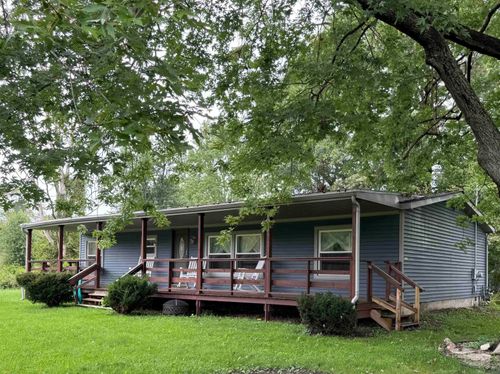 351 Center St, Algonac, MI, 48001-1107 | Card Image