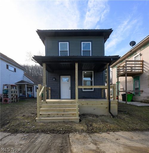 530 E High St, Uhrichsville, OH, 44683-1730 | Card Image