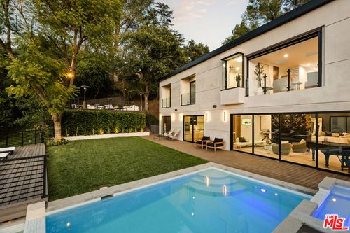 3208 Oakley Dr, LOS ANGELES, CA, 90068-1315 | Card Image