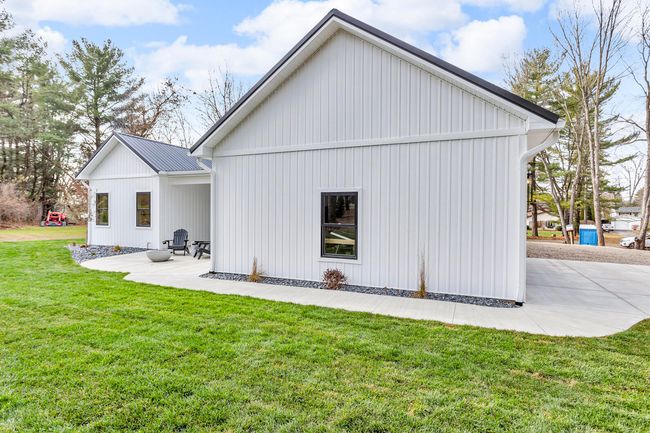 235 Steves Scenic Dr, House other with 3 bedrooms, 3 bathrooms and null parking in Horton MI | Image 9