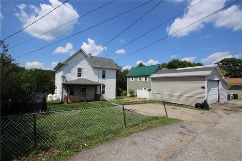 431 1st St, Allison, PA, 15413-1001 | Card Image