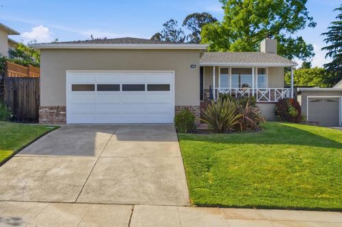 640 Cuesta Avenue, San Mateo, CA, 94403 | Card Image