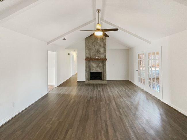 1242 Laguna Vista Way, House other with 4 bedrooms, 3 bathrooms and null parking in Grapevine TX | Image 9