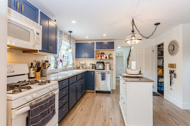 21 Redington Rd, House other with 3 bedrooms, 1 bathrooms and null parking in Concord NH | Image 8