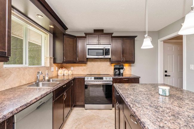 32091 Sandpiper Place, House other with 3 bedrooms, 1 bathrooms and 3 parking in Mission BC | Image 15