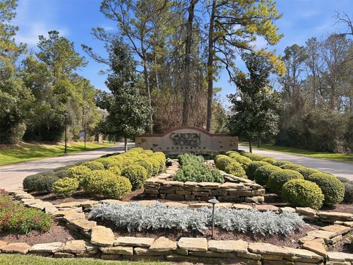 3 S Bayou Club Ct, The Woodlands, TX, 77389-4092 | Card Image