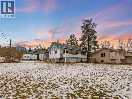 95 Pine Ave, Fruitvale, BC, V0G1L0 | Card Image