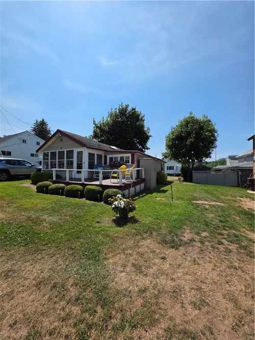5025 Lake Rd, Williamson, NY, 14589-9609 | Card Image