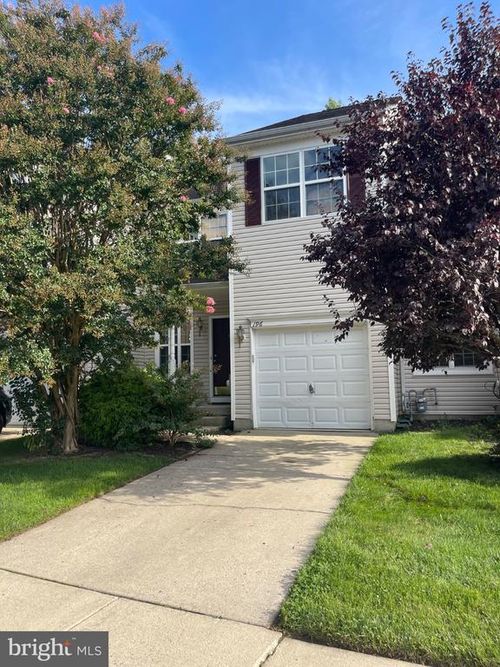 196 Chancellor Dr, WOODBURY, NJ, 08096-5155 | Card Image