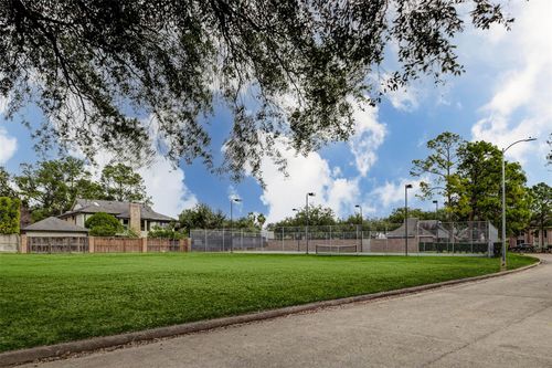 8210 Fawn Terrace Dr, Houston, TX, 77071-3642 | Card Image