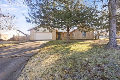 2648 N Wakefield Pl, Fayetteville, AR, 72703-4322 | Card Image
