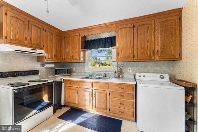 660 Cralle Ave, House other with 2 bedrooms, 1 bathrooms and null parking in Tappahannock VA | Image 4