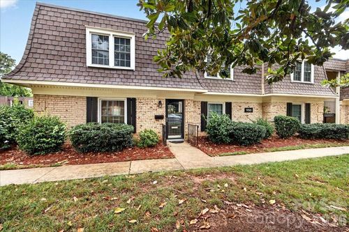 a-1700 Roxborough Rd, Charlotte, NC, 28211-3444 | Card Image