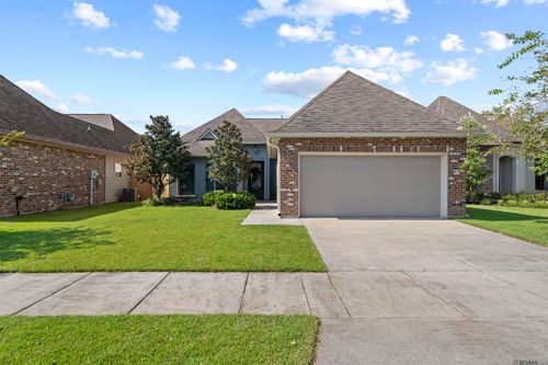 12947 Parkview Point Ave, Baton Rouge, LA, 70816-4884 | Card Image