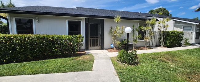 4389 Willow Pond Cir, Condo with 2 bedrooms, 2 bathrooms and null parking in West Palm Beach FL | Image 27