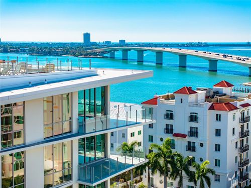 801ph-111 Golden Gate Pt, Sarasota, FL, 34236-6632 | Card Image