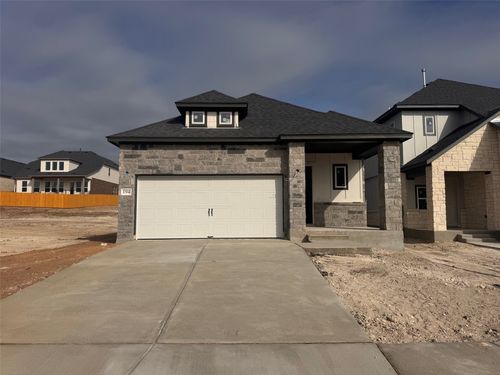 194 Grayson Elm Pass, Dripping Springs, TX, 78620-5567 | Card Image