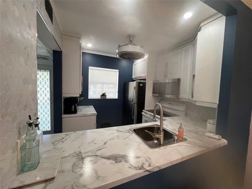 507-n-3505 Nw 48th Ave, Lauderdale Lakes, FL, 33319-5457 | Card Image