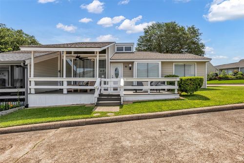 62 April Point Dr N, Montgomery, TX, 77356-5816 | Card Image