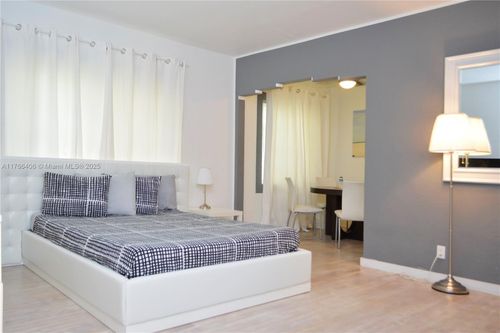 apt-5-1021 Euclid Ave, Miami Beach, FL, 33139-4924 | Card Image