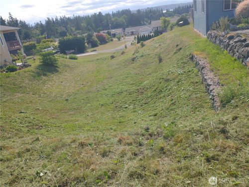 37579 Olympic View Rd Ne, Hansville, WA, 98340-8727 | Card Image