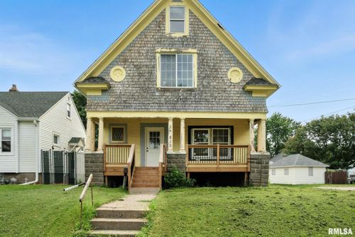 815 S Dittmer St, Davenport, IA, 52802-2031 | Card Image